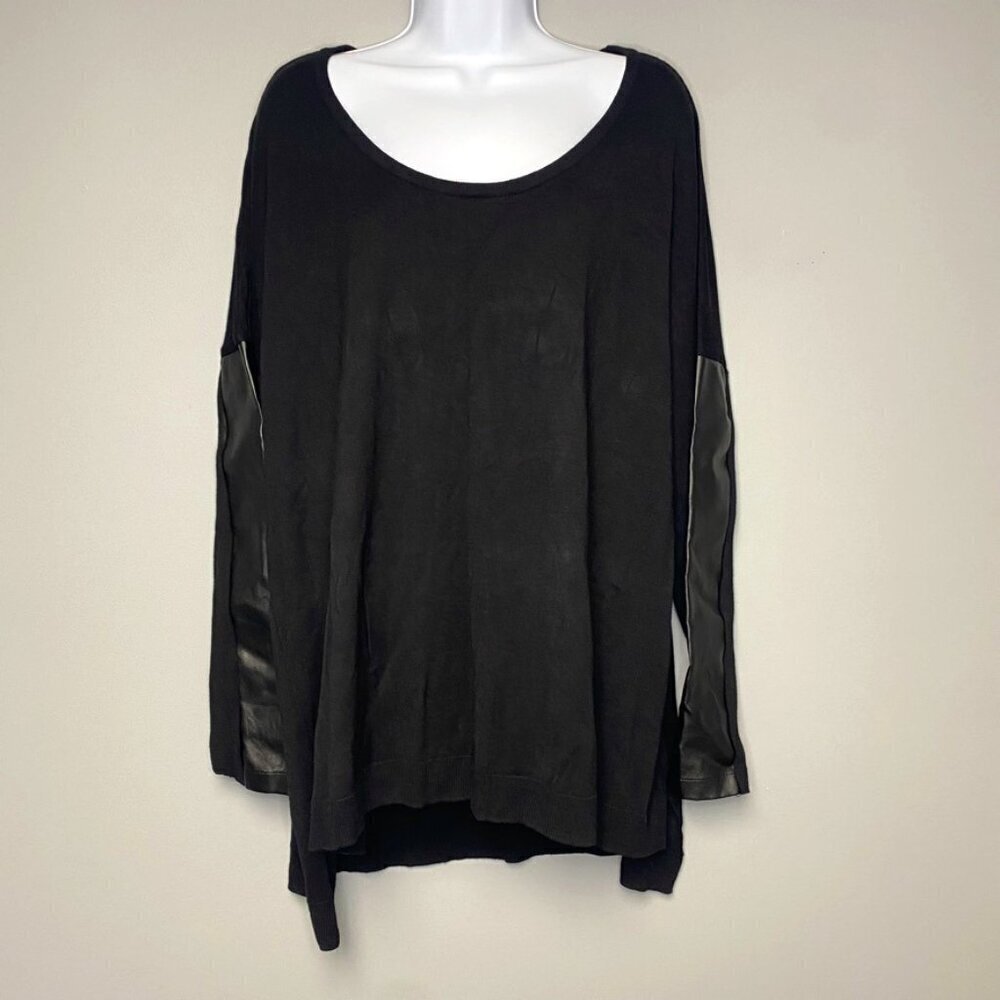 Torrid‎ Long Sleeve Scoop Neck Plus Top with Vegan Leather Sleeves Size 4